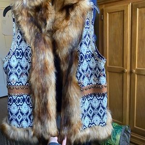Fur vest